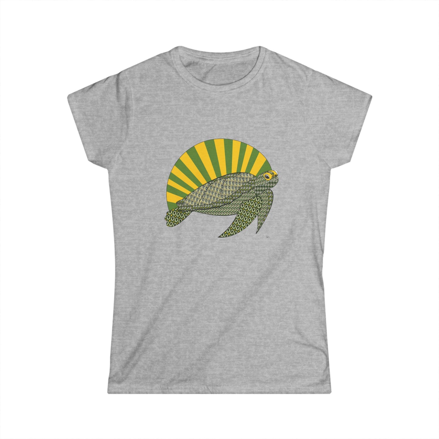 Sea Turtle in Green - Women's Softstyle Tee