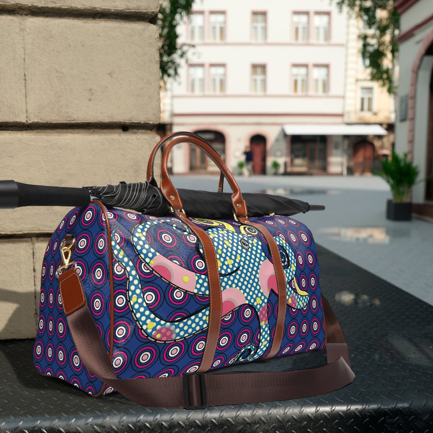 Octopus Pattern Waterproof Travel Bag — Colorful Nautical Weekender Duffel